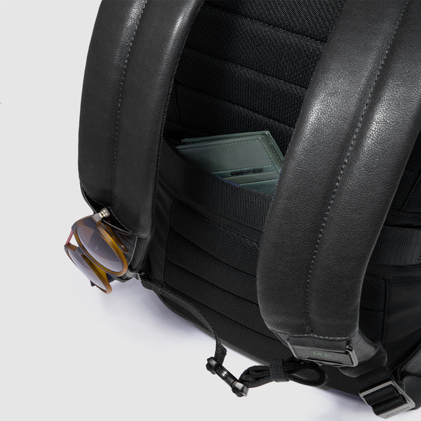 Piquadro - Cronus Nero 15.6" Laptop Backpack - CA6689S134 - NERO