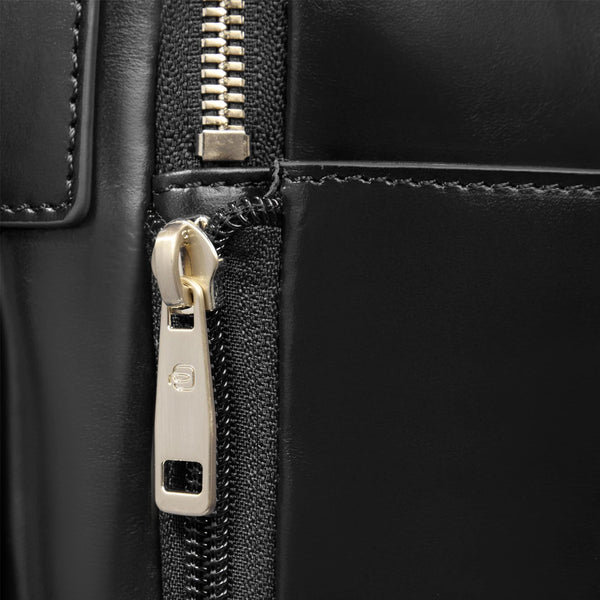 Piquadro - Small Laptop Backpack Blue Square 14" Nero - CA6678B2 - NERO