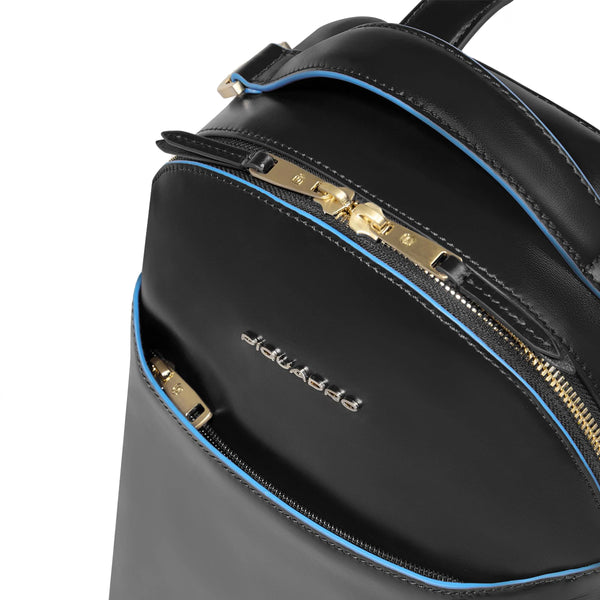 Piquadro - Small Backpack Blue Square with mini tablet sleeve Nero - CA6677B2 - NERO