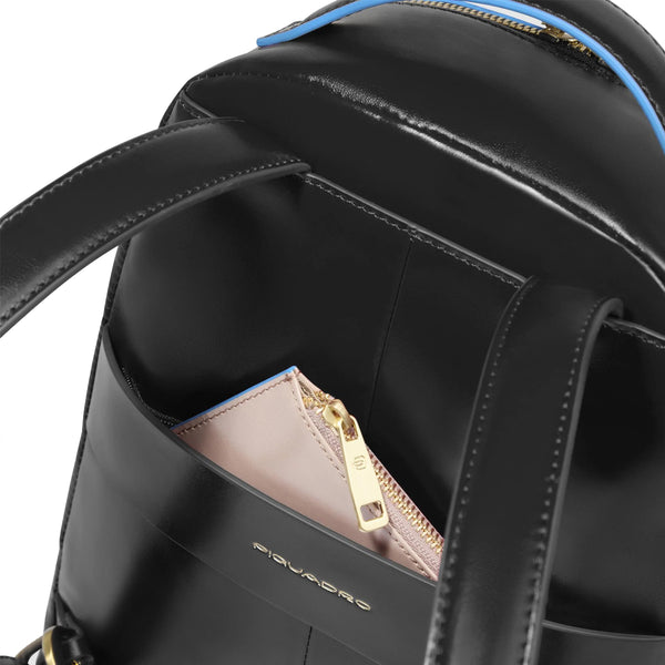 Piquadro - Small Backpack Blue Square with mini tablet sleeve Nero - CA6677B2 - NERO