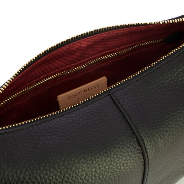 Coccinelle - Borsa a spalla Abigail Noir SO5130201 NOIR | Italystation.com Shop Now at italystation.com