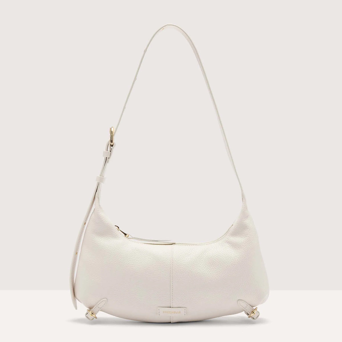 Coccinelle - Borsa a spalla Abigail Small Blanco SO513030 | Italystation.com Shop Now at italystation.com