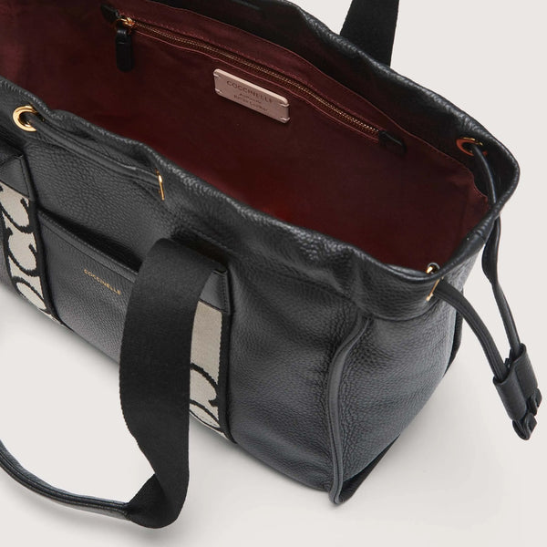 Coccinelle - Shopper Coccinelle2Day Signature Medium Noir | Italystation.com Shop Now at italystation.com