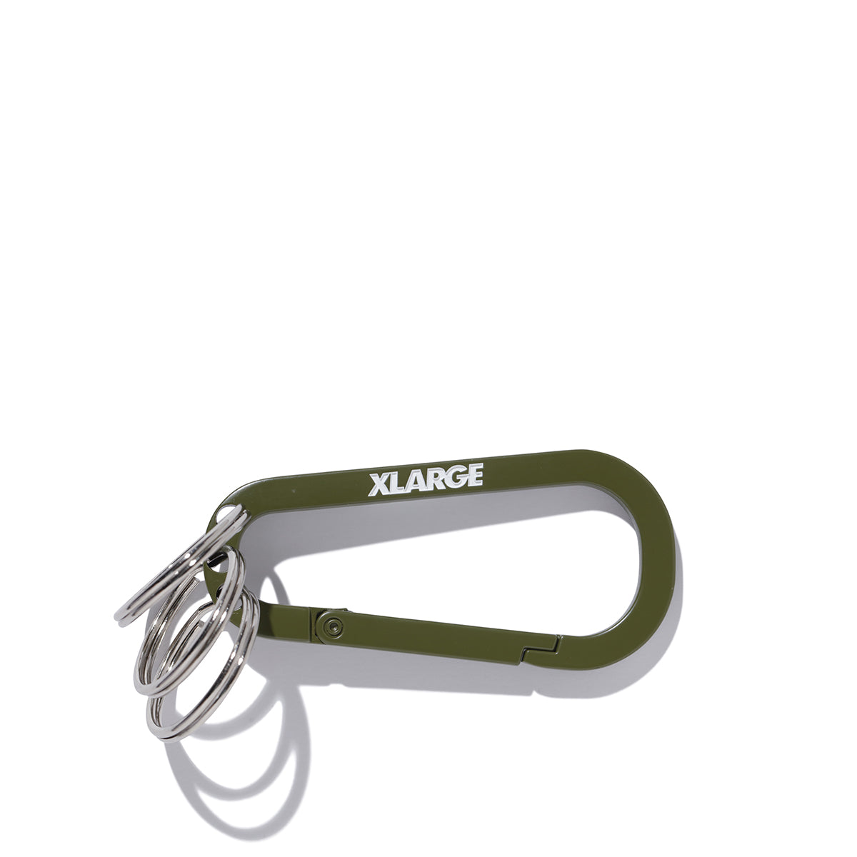 XLARGE - Slanted Logo Carabiner Olive Keychain - 201251054006S - OLIVE
