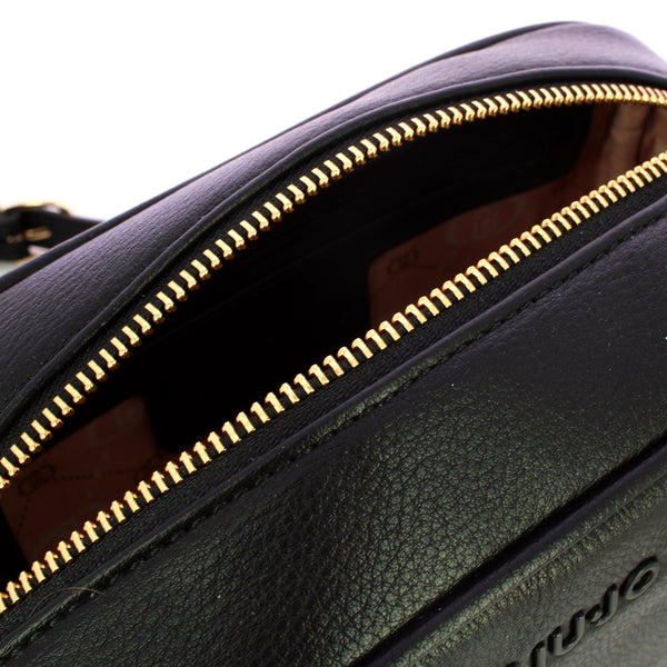 Liu Jo - Tracollina cross over Black AF4146E0037 BLACK | Italystation.com Shop Now at italystation.com