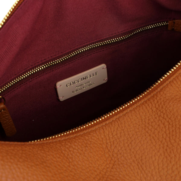 Coccinelle - Hobo Bag Oliver Cuir REA130101 CUIR | Italystation.com Shop Now at italystation.com