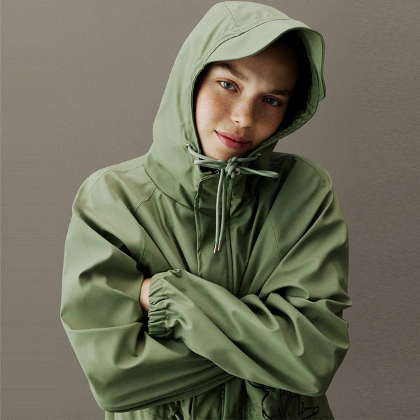 Coccinelle - Cappotto Impermeabile Peanuts Greenery - T1E720101 - GREENERY