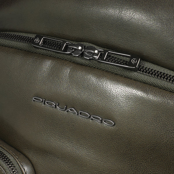 Piquadro - Philip 15.6 Verde Laptop Backpack - CA6797W136 - VERDE