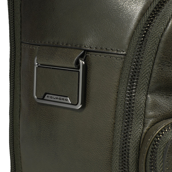 Piquadro - Philip 15.6 Verde Laptop Backpack - CA6797W136 - VERDE