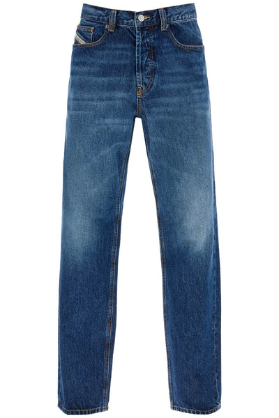 straight leg jeans 2010 d A03564 09I27 DENIM