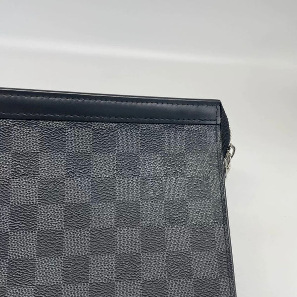 LV Damier black POCHETTE VOYAGE 黑色 棋盘格