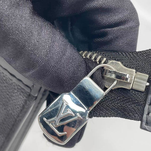 LV Damier black POCHETTE VOYAGE 黑色 棋盘格