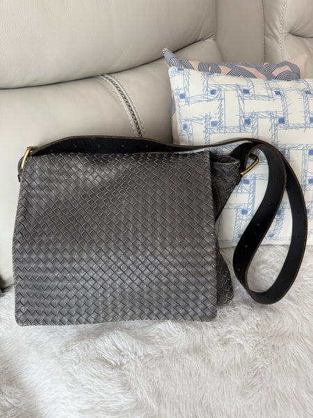 Bottega Veneta Intrecciato Shoulder Bag 161314 grey