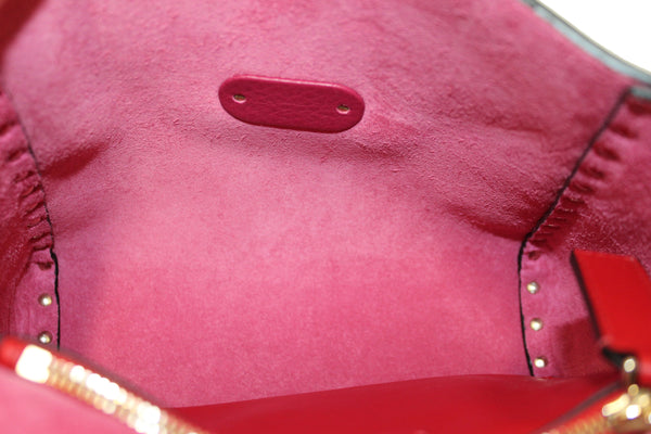 NEW Valentino Garavani Pink Pebbled Calfskin Rockstud Flip Lock Flap Messenger Bag