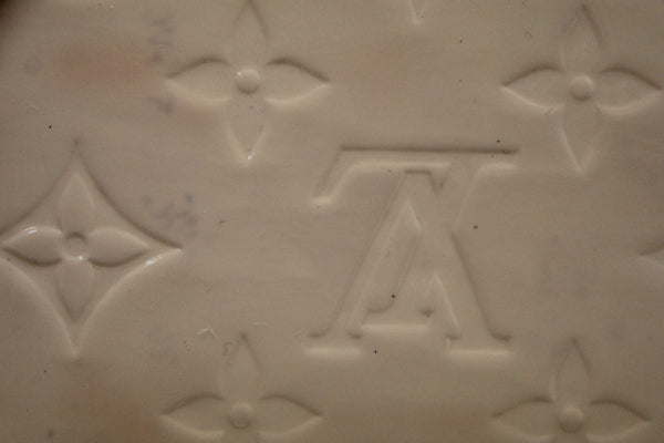 Louis Vuitton Rose Monogram Vernis Leather Zippy Coin Purse