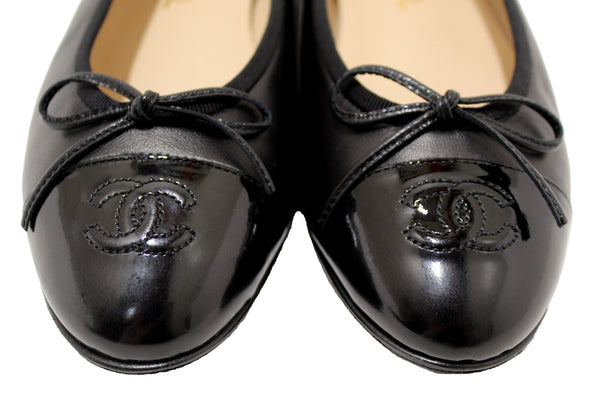 Chanel Black Lambskin & Patent Calfskin Ballet Flat | Italystation.com - Now at italystation.com