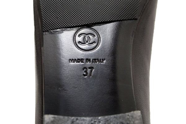 Chanel Black Lambskin & Patent Calfskin Ballet Flat | Italystation.com - Now at italystation.com