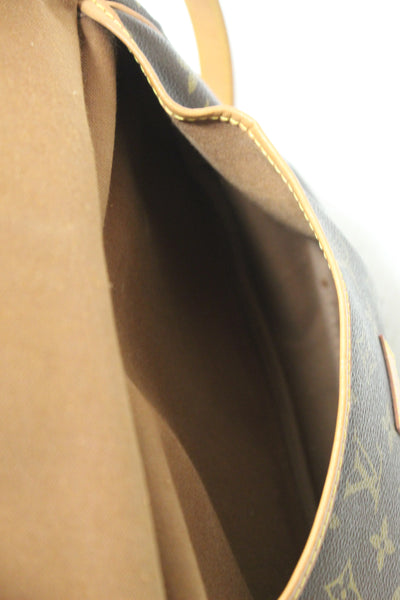 Louis Vuitton Classic Monogram Canvas Saumur 30 Messenger Bag