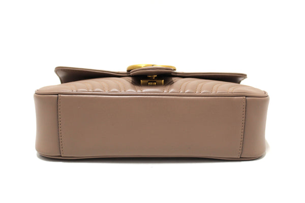 Gucci Porcelain Rose Marmont Matelassé Chevron Leather Shoulder  | Italystation.com - Shop Now at italystation.com