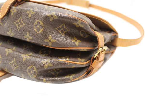 Louis Vuitton Classic Monogram Canvas Saumur 30 Messenger Bag