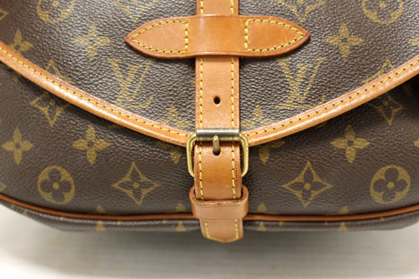Louis Vuitton Classic Monogram Canvas Saumur 30 Messenger Bag