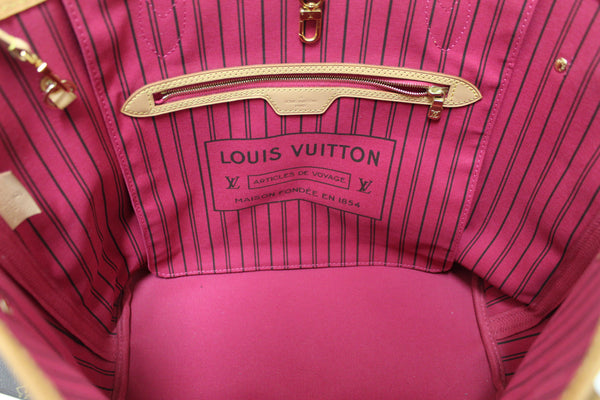 Louis Vuitton Classic Monogram Neverfull MM Tote Shoulder Bag