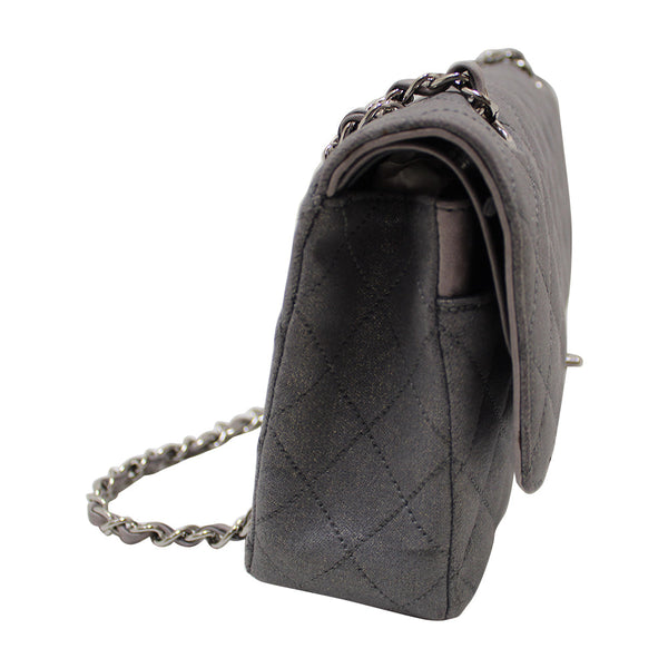 Chanel 灰色閃光帆布中型經典翻蓋單肩鏈條包