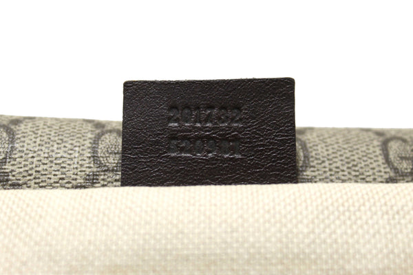 Gucci Vintage GG Supreme Canvas Messenger Bag 201732