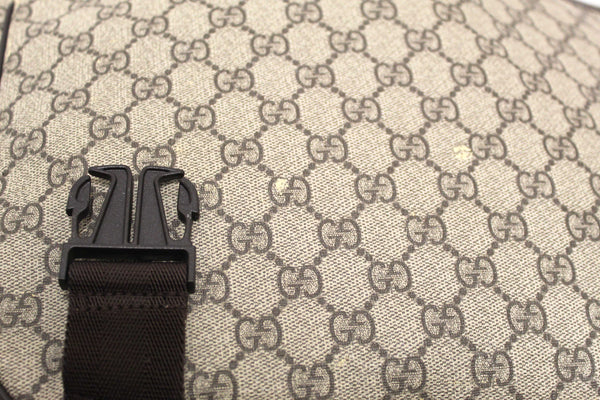 Gucci Vintage GG Supreme Canvas Messenger Bag 201732