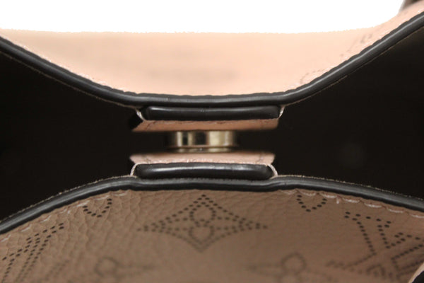 Louis Vuitton Pink Jasmin Mahina Perforated Calfskin Leather Blossom PM Handbag