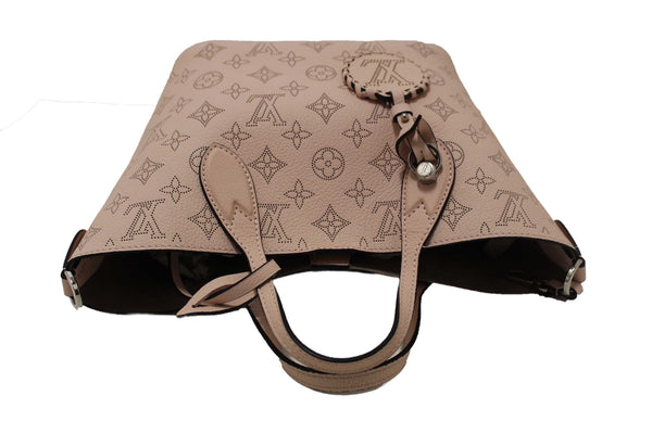 Louis Vuitton Pink Jasmin Mahina Perforated Calfskin Leather Blossom PM Handbag
