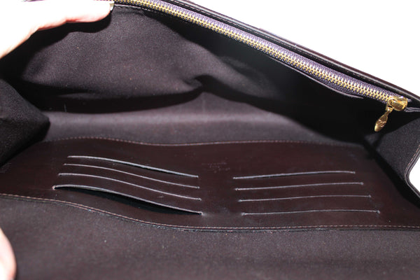Louis Vuitton Amarante Monogram Vernis Leather Robertson Clutch