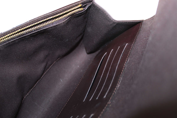 Louis Vuitton Amarante Monogram Vernis Leather Robertson Clutch