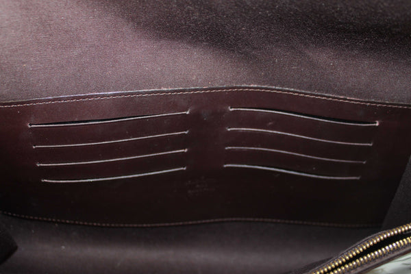 Louis Vuitton Amarante Monogram Vernis Leather Robertson Clutch