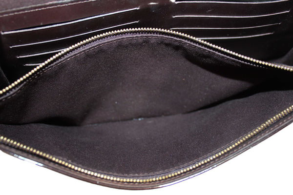 Louis Vuitton Amarante Monogram Vernis Leather Robertson Clutch