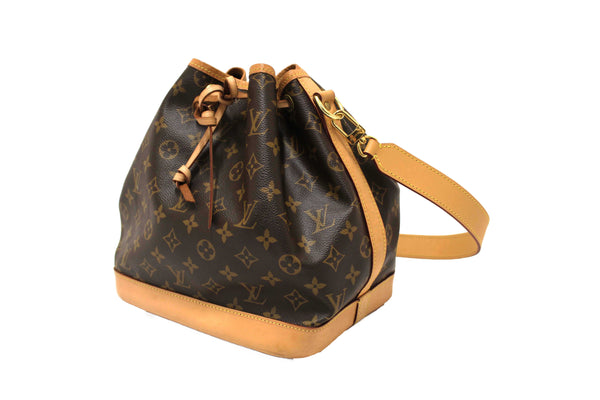 Louis Vuitton Classic Monogram Petit Noé Bucket Bag