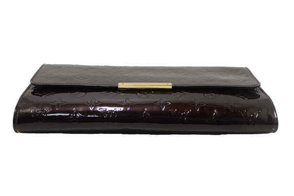 Louis Vuitton Amarante Monogram Vernis Leather Robertson Clutch