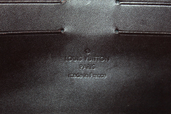 Louis Vuitton Amarante Monogram Vernis Leather Robertson Clutch