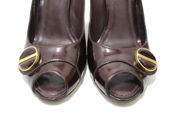 Louis Vuitton Amarante Patent Leather Sandal Size 9.5