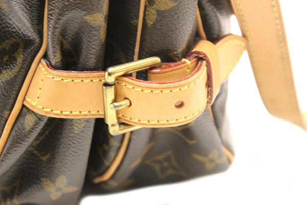 Louis Vuitton Classic Monogram Canvas Saumur 30 Messenger Bag