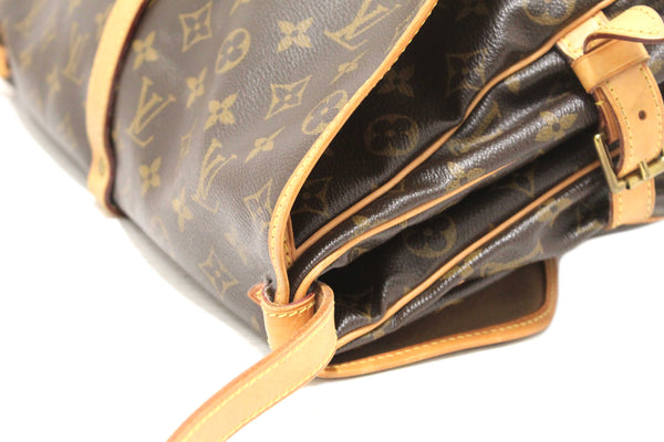 Louis Vuitton Classic Monogram Canvas Saumur 30 Messenger Bag