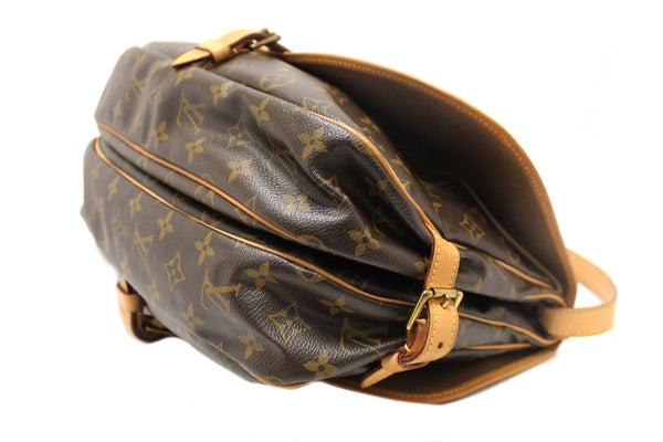 Louis Vuitton Classic Monogram Canvas Saumur 30 Messenger Bag
