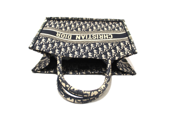 Christian Dior Ecru and Blue Dior Oblique Embroidery Medium Dior Book Tote