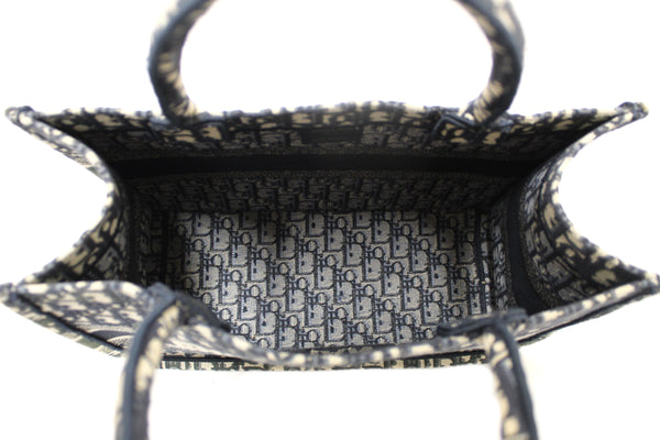 Christian Dior Ecru and Blue Dior Oblique Embroidery Medium Dior Book Tote