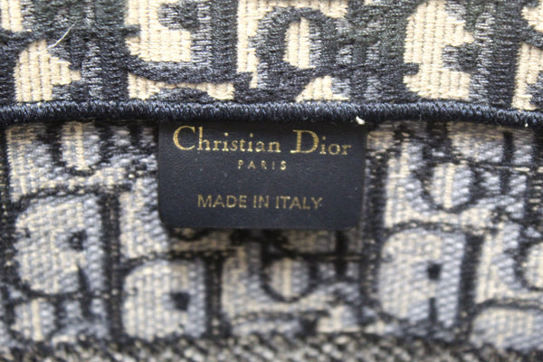 Christian Dior Ecru and Blue Dior Oblique Embroidery Medium Dior Book Tote