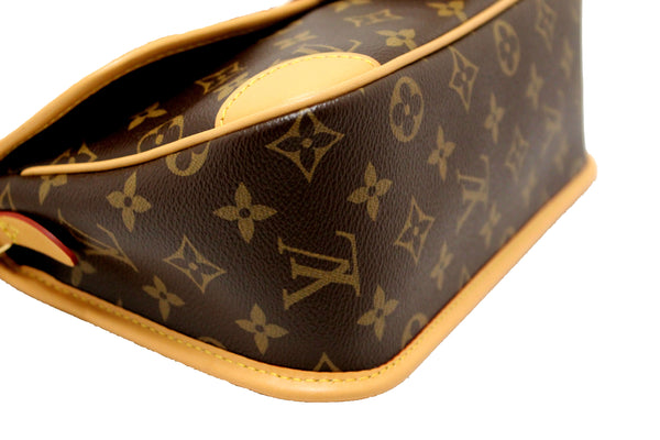 Louis Vuitton Classic Monogram Diana Shoulder Bag