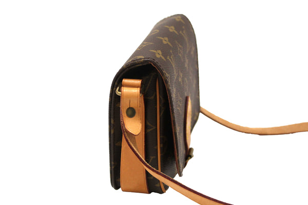 Louis Vuitton Vintage Classic Monogram Cartouchiere PM Messenger Bag