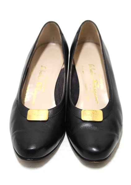 Authentic Salvatore Ferragamo Calfskin Black Leather Pumps Size 6.5C