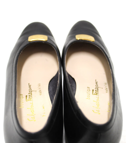 Authentic Salvatore Ferragamo Calfskin Black Leather Pumps Size 6.5C