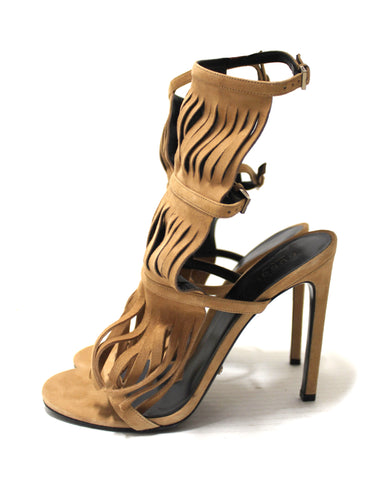 Gucci Beige Becky Suede Fringe Hi Camelia Heels Size 38 | Italystation.com - Shop Now at italystation.com